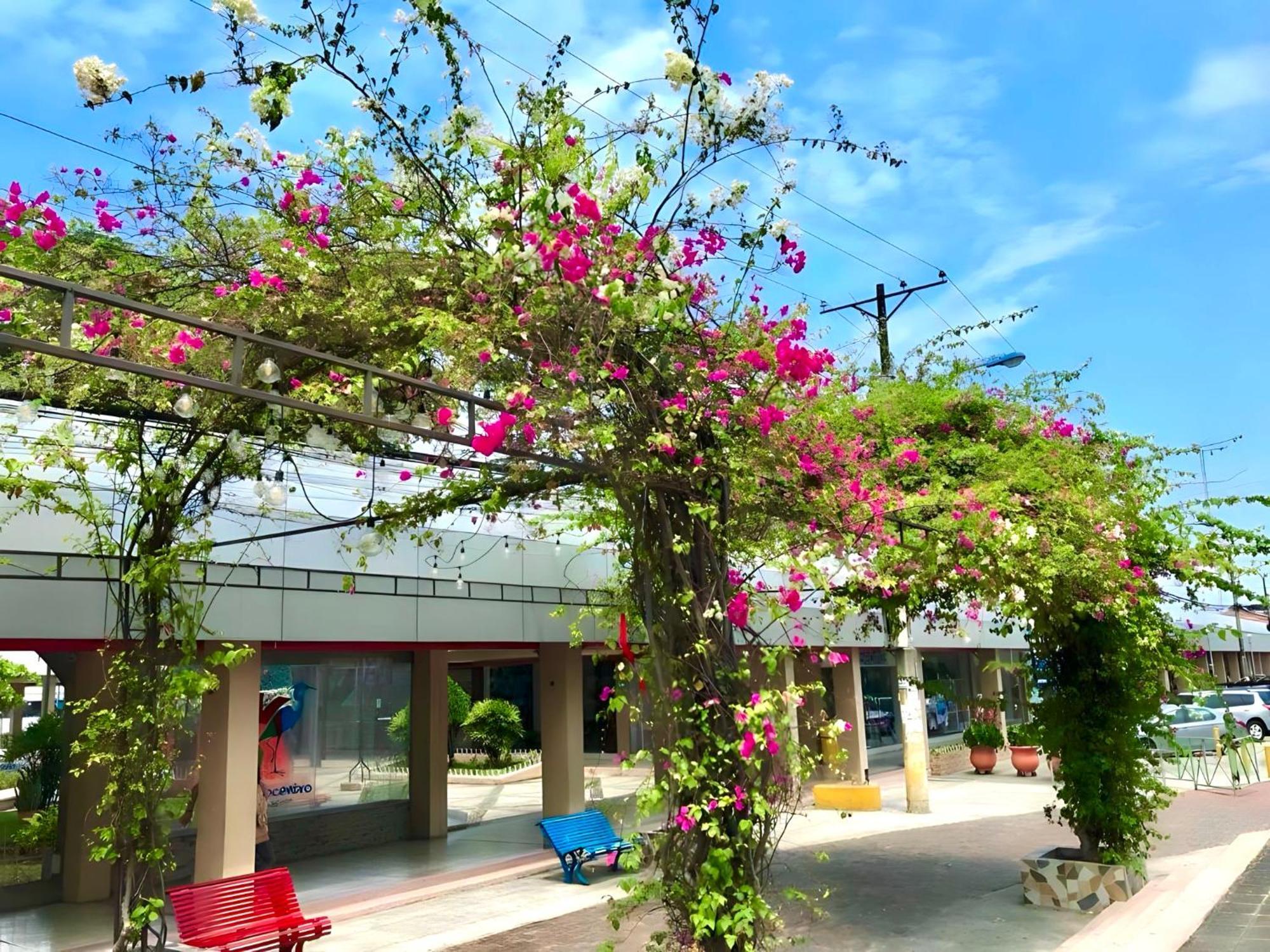 Villa Garza Inn Guayaquil Exterior photo